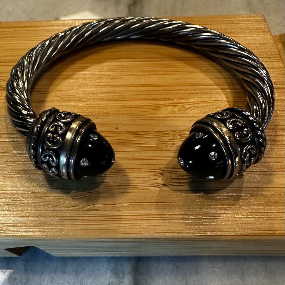 David Yurman style black rhinestone cuff - Picture 3 of 4